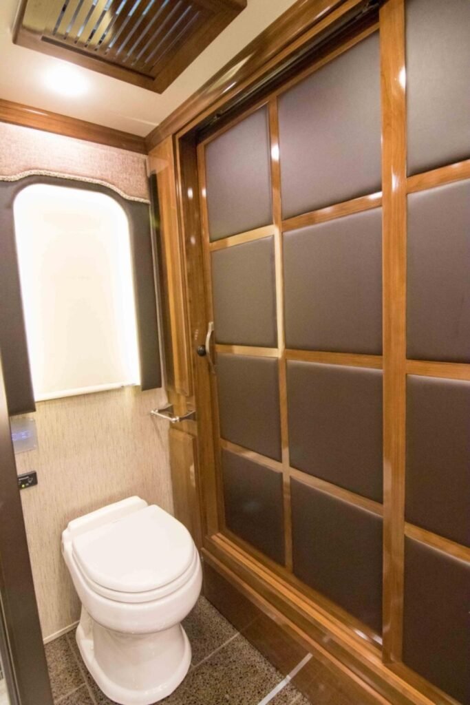 2014 Newmar King Aire4584